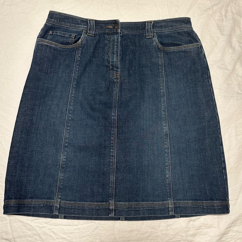 Talbots Denim knee length a-line skirt. Size 14, cotton/lycra